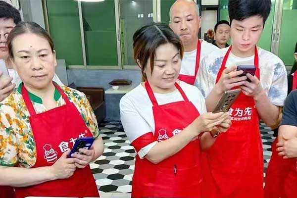 温州营养粥培训多少钱？学多久？